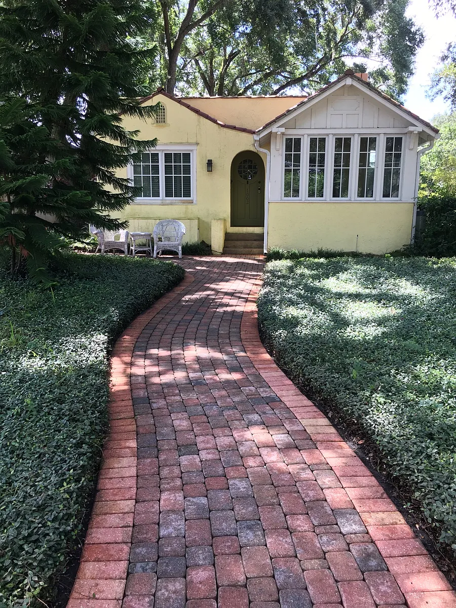 front of house - 1002 Delaney Park Dr