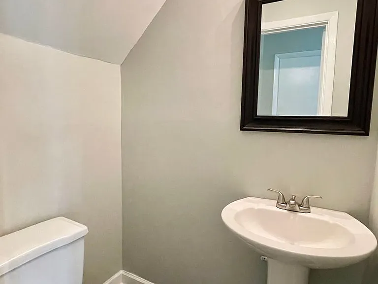 1100 Skyland Dr #J2 — Photo 8