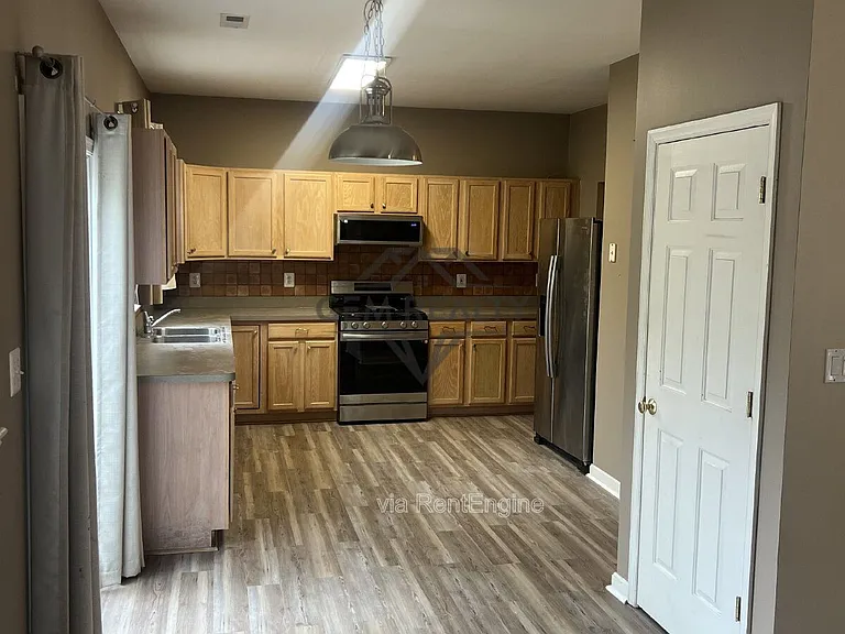 6507 Hot Spring Ln — Photo 10