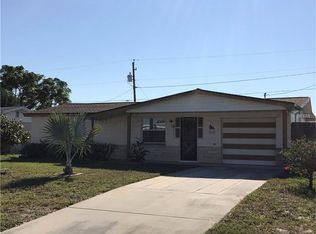 4010 Scarlet Maple Dr, Holiday, FL 34691
