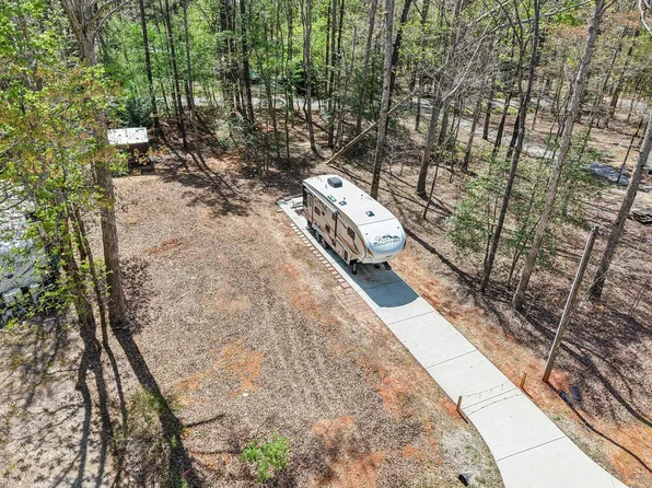 101 Nebow Ln, Louisburg, NC 27549