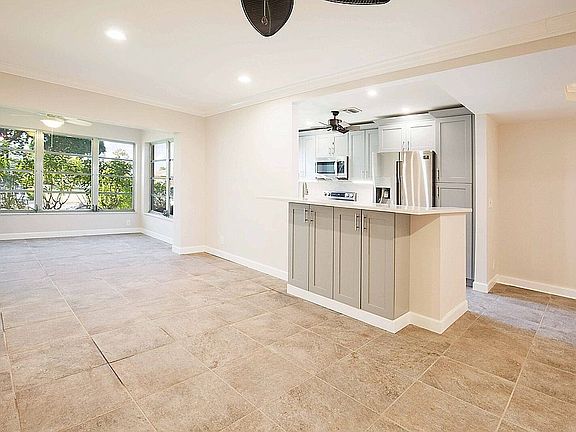 5th image of 14436 Canalview Dr APT C