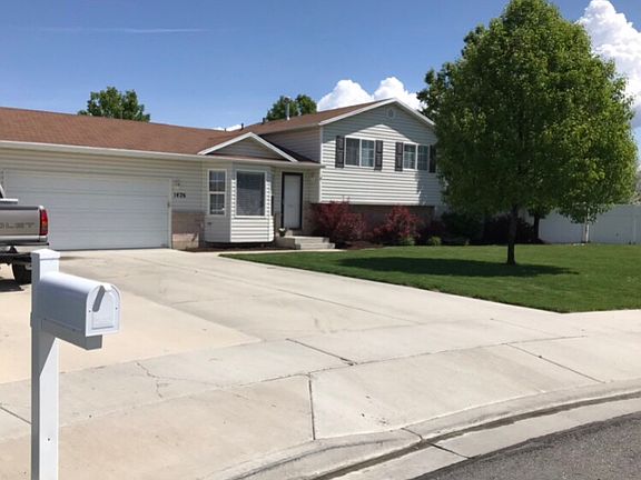 2nd image of 1426 W 400th St S