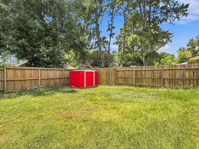 1712 Hazelwood St — Photo 24