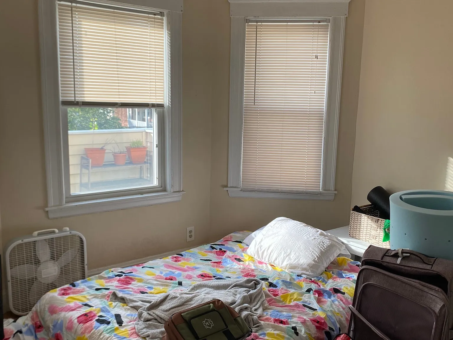 2 bed, 1.0 bath, 1000 sqft, $2,500 — Photo 4