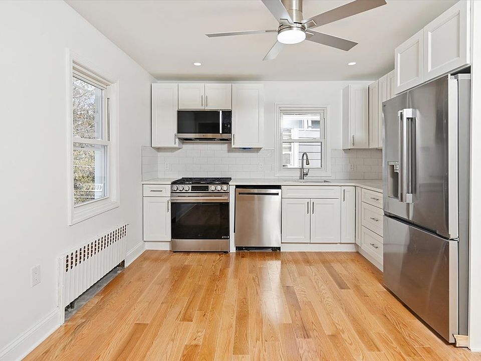 1st image of 47 Morgan St Floor 2