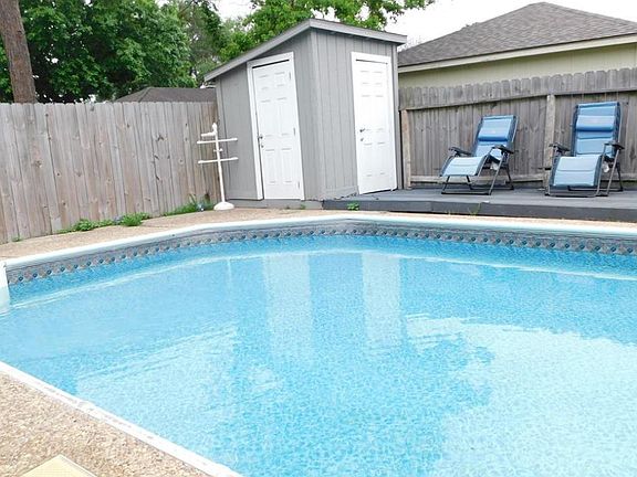 2nd image of 15823 Brookford Dr