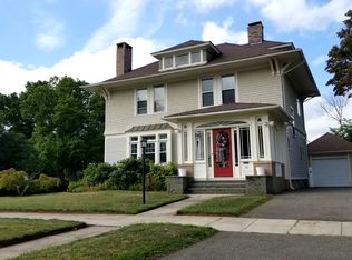 35 Lambert Ave, Meriden, CT 06451