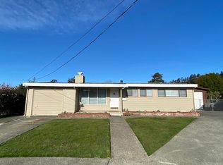 1366 Buttermilk Ct, Arcata, CA 95521