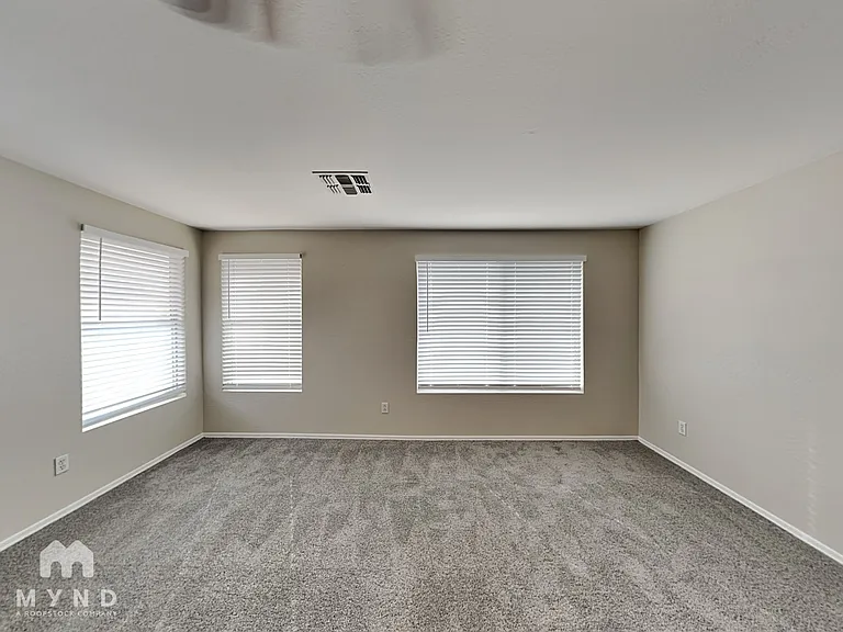 11821 W Cortez St — Photo 29