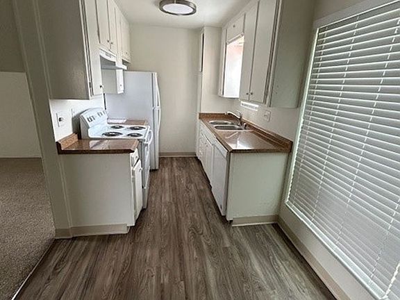 4th image of 4861 Del Monte Ave APT 7