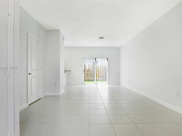 2676 SE 12th St #2676 — Photo 12