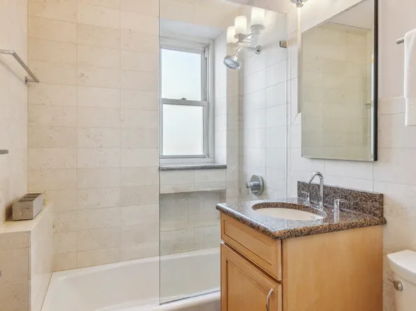 251 East 32nd Street 8H image 8 of 8
