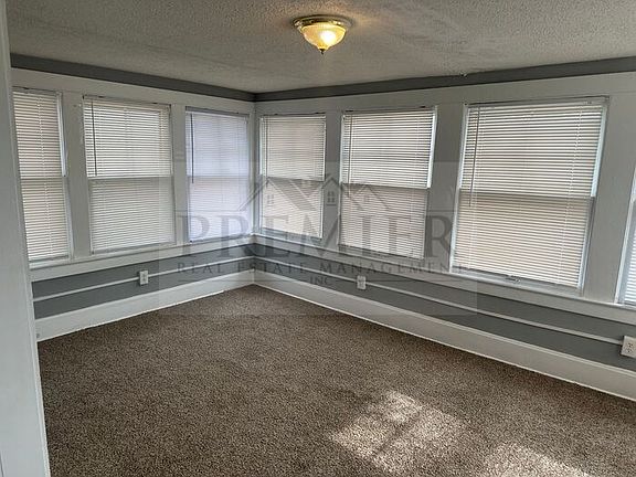 3rd image of 1124 S Ash Ave APT B