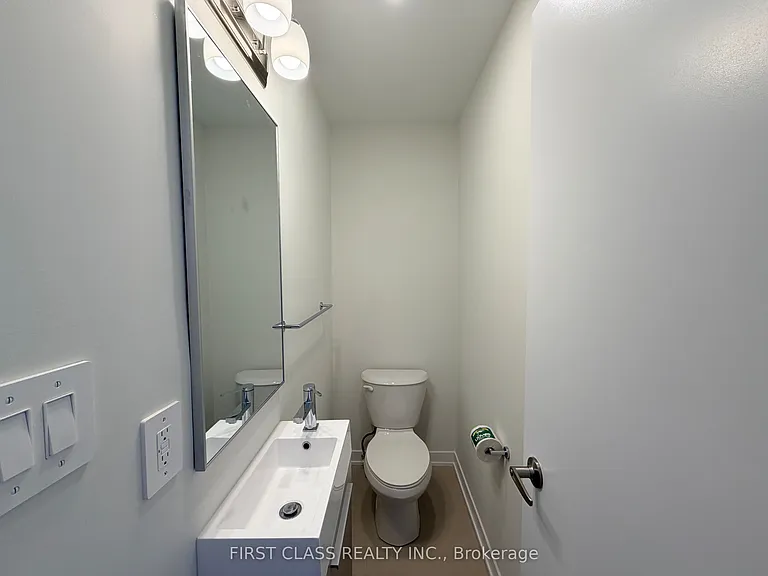 24 Garden Pl #MAIN — Photo 3