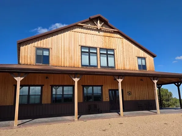 2280 Bronquist Rd, Pueblo, CO 81005