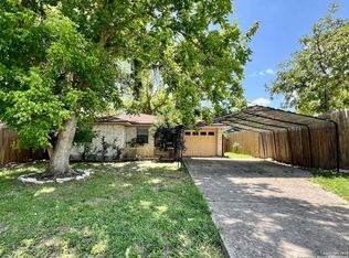 409 Peterson Dr, Kerrville, TX 78028