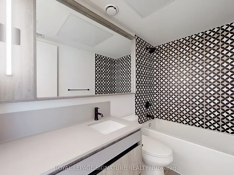 5 Lakeview Ave #203 — Photo 17