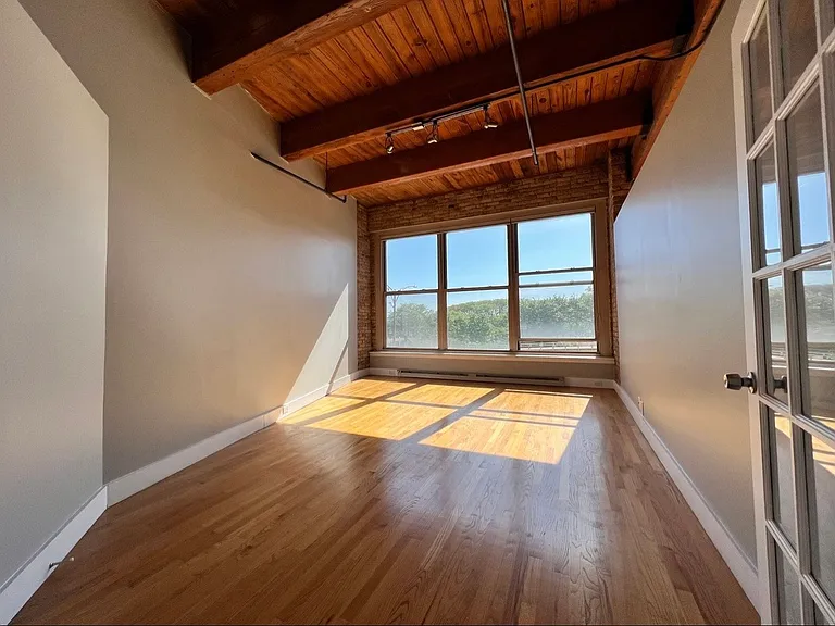 540 N Lake Shore Dr #321 — Photo 7