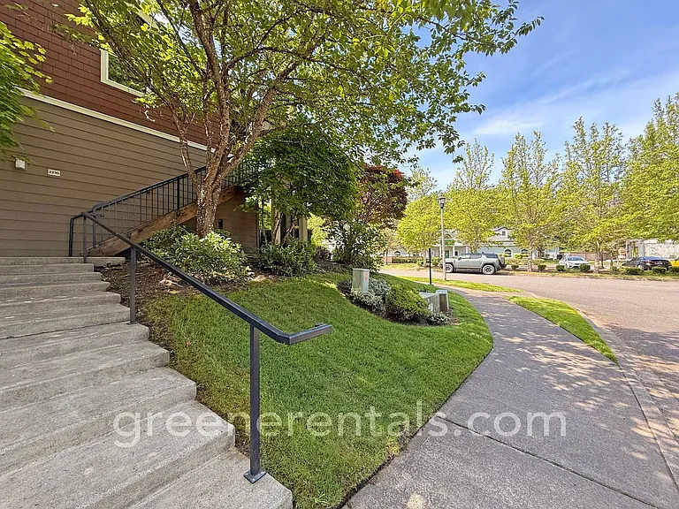 2210 Tolmie Ave #C-1 — Photo 29
