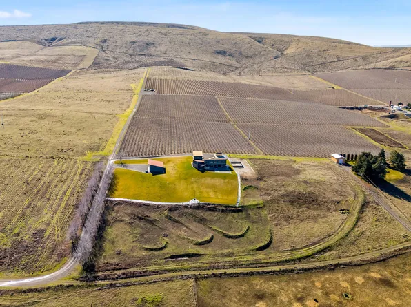 Nka Desmarais Rd, Moxee, WA 98936