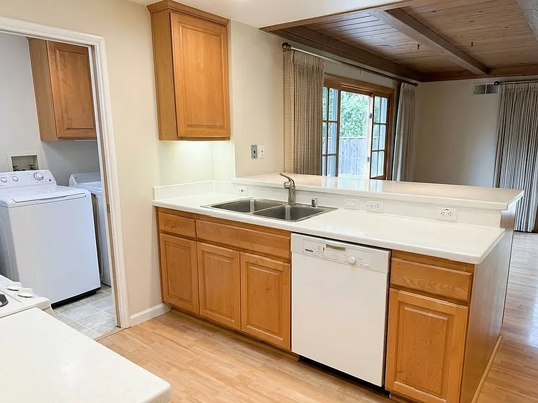 3418 McEllen Ct — Photo 10