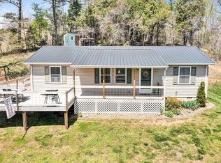 719 Roy Rd, Troutville, VA 24175