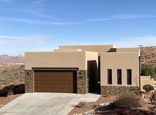 2126 Coyote Creek Rd, Page, AZ 86040