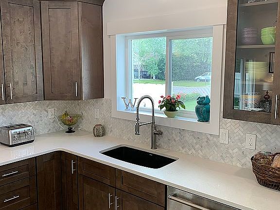 Counter Top and Backsplash 