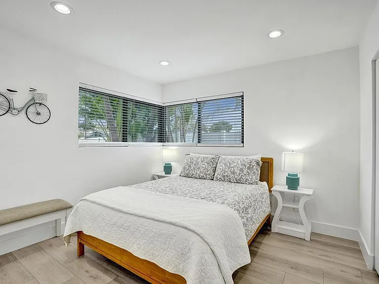 1001 SE 13th Ct — Photo 34