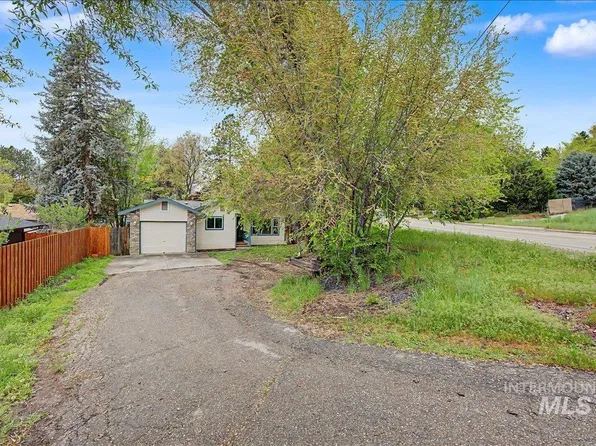 2501 W Hill Rd, Boise, ID 83702