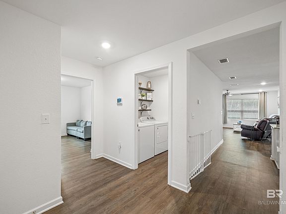 5th image of 32299 Terranova Loop