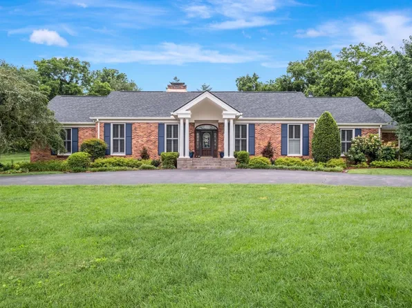 111 Hardingwoods Pl, Nashville, TN 37205