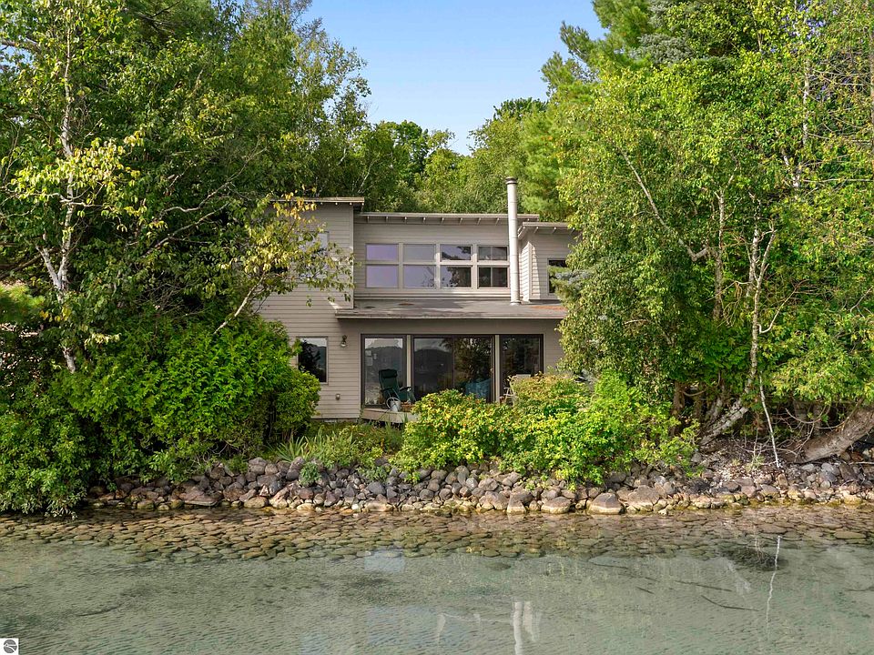 1st image of 2678 E South Shore Dr