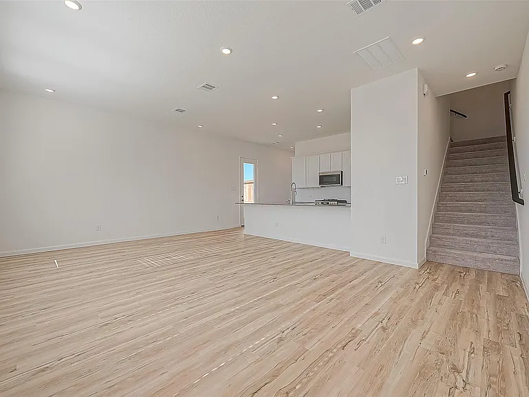 5402 Holly Haven Ct — Photo 8