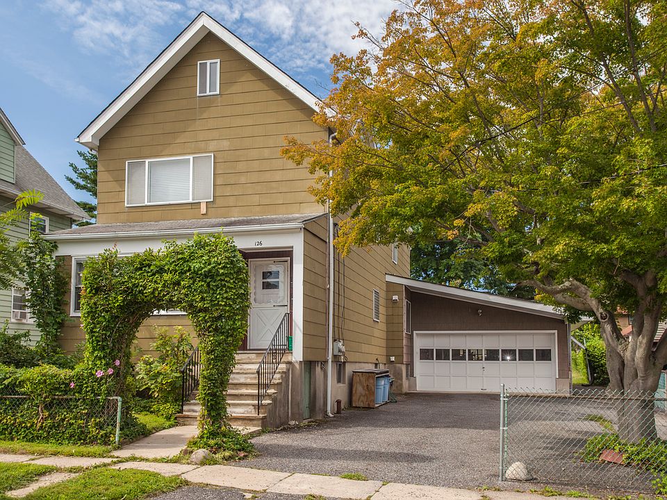 1st image of 126 Jensen Ave