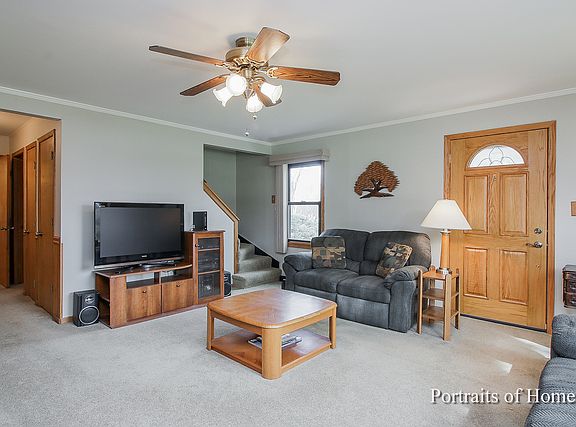 3rd image of 17314 Parkside Ave