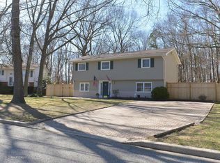 850 Cody Rd, Toms River, NJ 08753