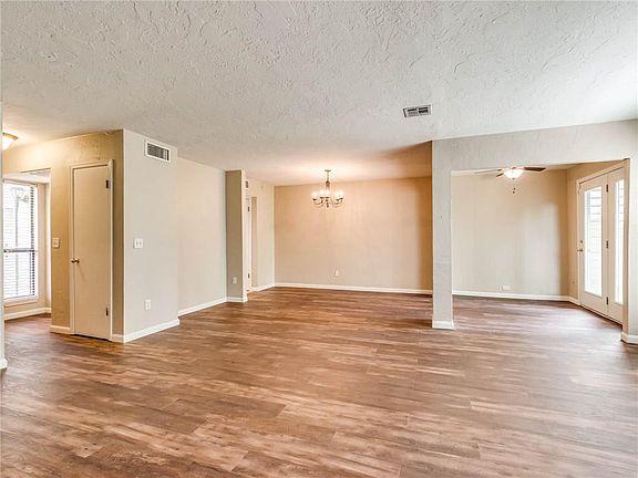 4th image of 12212 High Meadow Ct