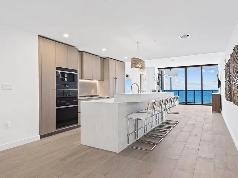 900 N Ocean Blvd #1404 — Photo 7