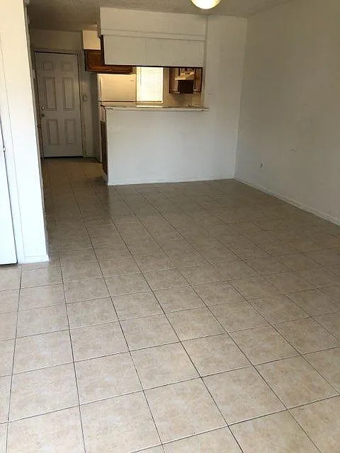 9446 Olde Village Ct — Photo 3
