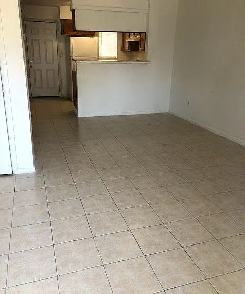 9446 Olde Village Ct — Photo 3