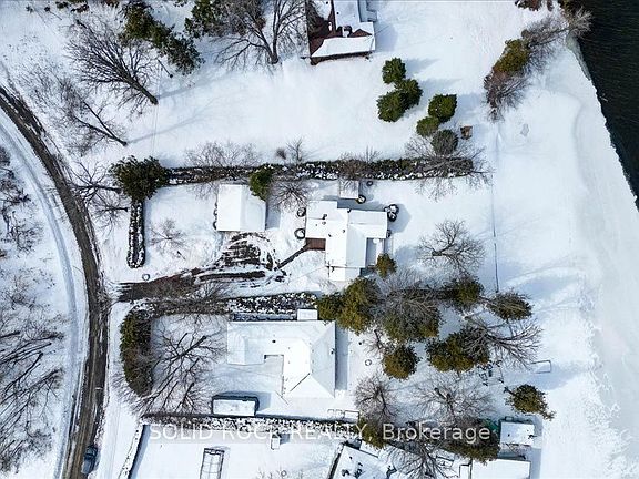 3rd image of 58 Puffball Inn Rd