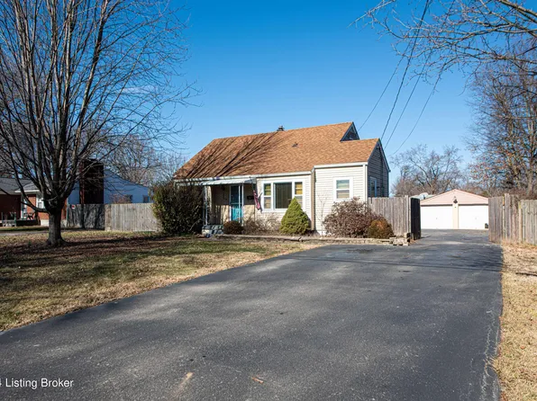 2225 Peaslee Rd, Shively, KY 40216