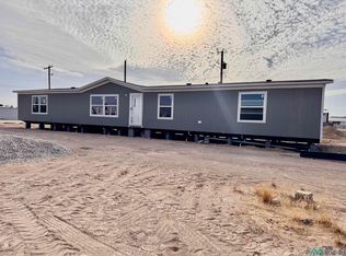 4217 Apple St, Carlsbad, NM 88220