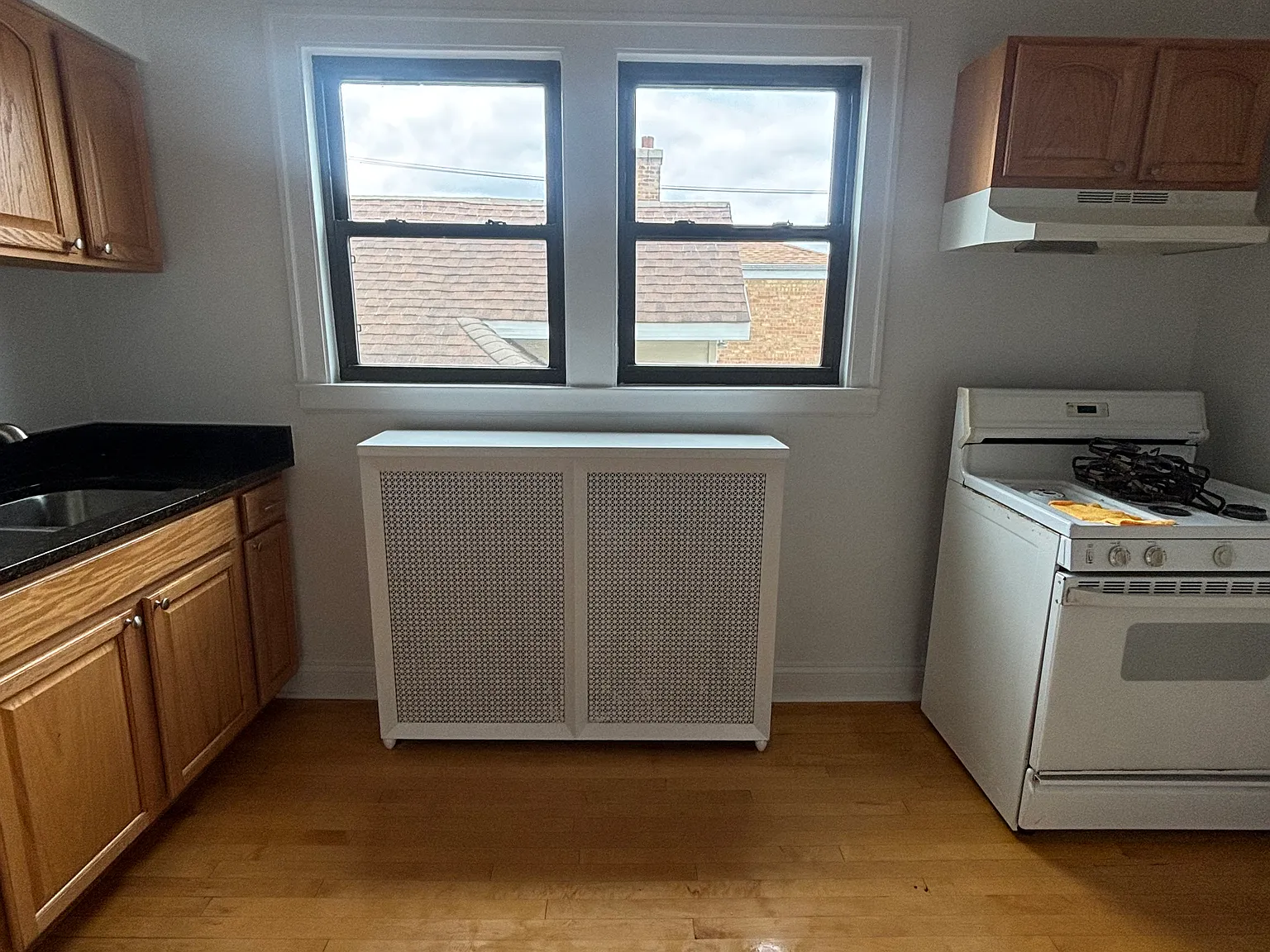2 bed, 1321 sqft, $1,650 — Photo 3