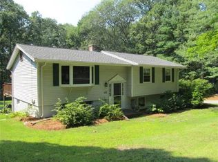 173 Turnpike Rd, Chelmsford, MA 01824