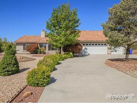 Easy living in Pinon Oaks