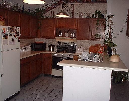 3rd image of 4906 PECAN ESTATES DR