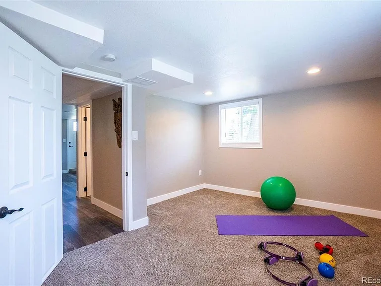 Large bedroom